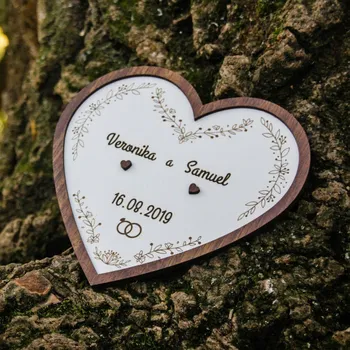 Svatební dekorace Dárek na svatbu pro novomanžele - Podnos na prsteny Srdce | DUBLEZ