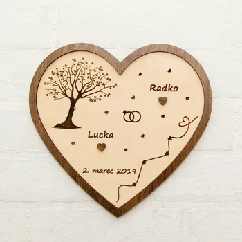 Svatební dekorace Dárek na svatbu - dřevěný podnos na prsteny Srdíčko | DUBLEZ