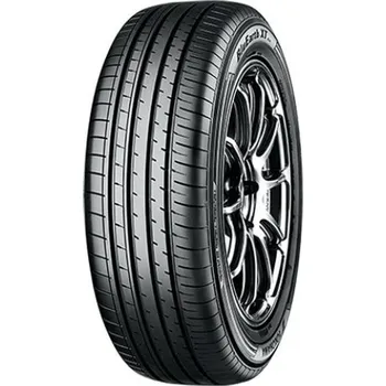 Letní osobní pneu YOKOHAMA BLUEARTH-XT AE61 205/55 R17 91V
