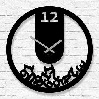 Hodiny Vtipné hodiny ze dřeva - Gravitace, Černá | DUBLEZ