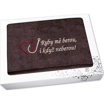 Dárkový potravinový koš Dárkové balení osušky pro rybáře Ryby mě berou... hnědá