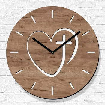 Hodiny Dřevěné hodiny pro věřící - Kříž v srdci, Dub tabákový | DUBLEZ