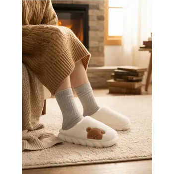 Dámské pantofle Sinsay - Pantofle s umělou kožešinou - krémová - 665GR-01X - 665GR-01X-367