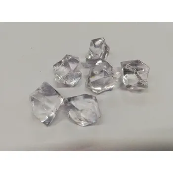 Dekorační kamínek plastový - 30x22 mm - čirý