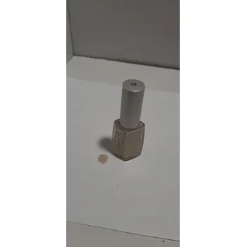 Lak na nehty Lak na nehty Pierre René 334 11 ml béžový