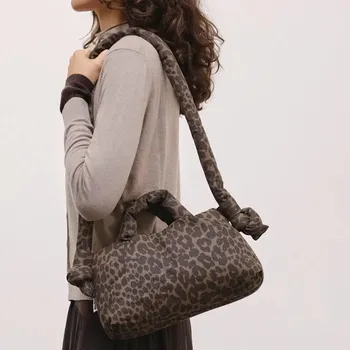 Cestovní taška ÖLEND Taška Mini Ona Soft - Leopard