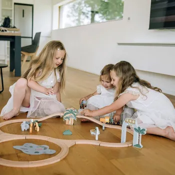 Vláček a vláčkodráha FREEON Free2Play Dřevěná vláčkodráha se zvířátky