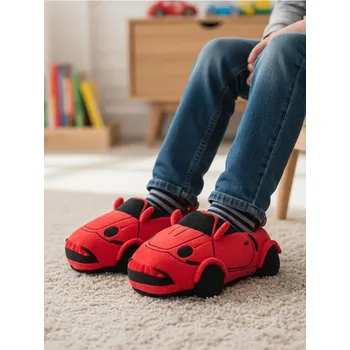 Chlapecká mikina Sinsay - Plyšové pantofle s 3D prvky - červená - 9586P-33X - 9586P-33X-F34