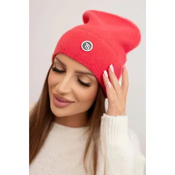Pokrývka hlavy Dámská měkká čepice z alpaky s ozdobnou plaketou malinová UNI