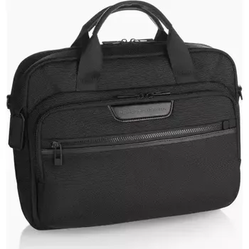Sportovní taška PORSCHE DESIGN Roadster Nylon Briefcase Taška aktovka manažerská s přihrádkou na notebook 15,6" černá (Nylonová aktovka do práce s přihrádkou na notebook 15,6", variabilními možnostmi nošení a úchytem na pojízdné zavazadlo.)