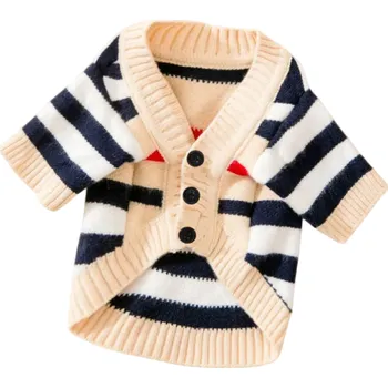 Obleček pro psa Svetřík pro psa 2,5–4 kg Velikost M 40 cm hrudník 30 cm délka Teplý pletený obleček s barevnými pruhy a zapínáním na tři knoflíky pro malé psy