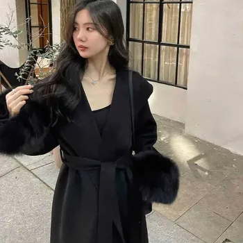 Dámský kabát Best Fashion Dlouhý kašmírový kabát s širokým límcem z liščí kožešiny Velikost: L, Barva (Varianta): Černá