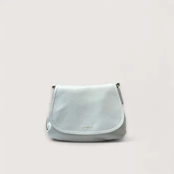 COCCINELLE REBEKKA SMALL KOŽENÁ KABELKA SNOW AW25