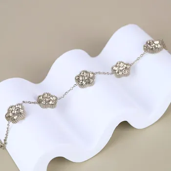 Náramek Náramek s květinami a kamínky Stainless Steel - stříbrný