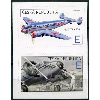 Poštovní známka Česká pošta (2019) Pof. 1042 - 1043 (sp 2) ** - Česká republika - Svět v oblacích "E" - letadlo Electra 10A firmy Baťa