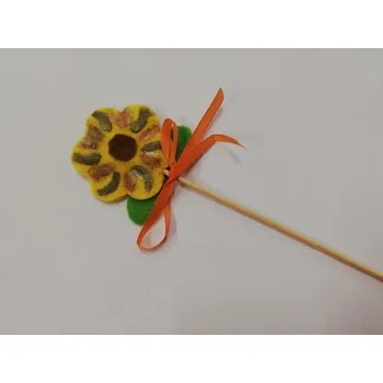 Filcový zápich na špejli - Velikonoce - kytička č.7