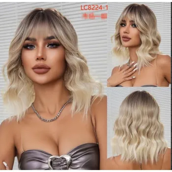 Paruka Platinová vlnitá paruka Bára s jemnou ofinou