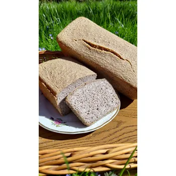 Trvanlivě pečivo Domácí pohankový chléb bez lepku, 0,9-1 kg