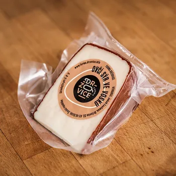 Ovčí sýr zrající ve vosku, 140-160 g