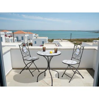 Zahradní stůl Zahradní bistro stůl černý kovový rám ø 60 cm keramická deska s mozaikovým vzorem venkovní vintage styl Beliani