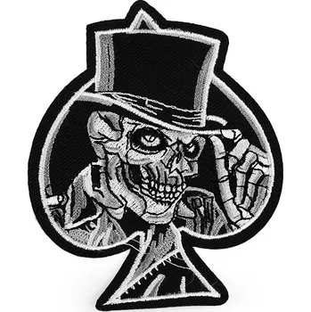 Nášivka Nažehlovačka lebka, střední, 2 černá klobouk