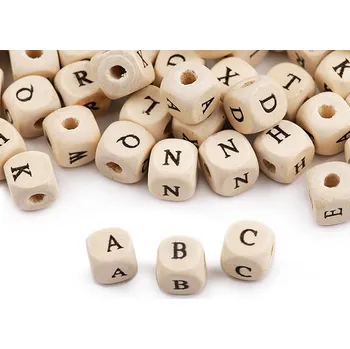 Dětské navlékací korálky Dřevěné korálky kostka písmena 10x10 mm 2. jakost, střední, přírodní sv.