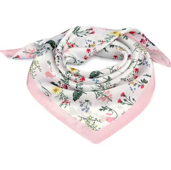 Saténový šátek luční květy 50x50 cm, střední, 1 pudrová