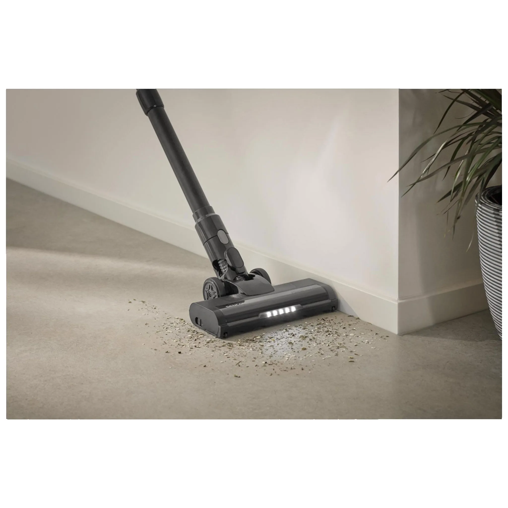 Fotografie 11 - Vysavač Sencor SVC 7221BK 41022953