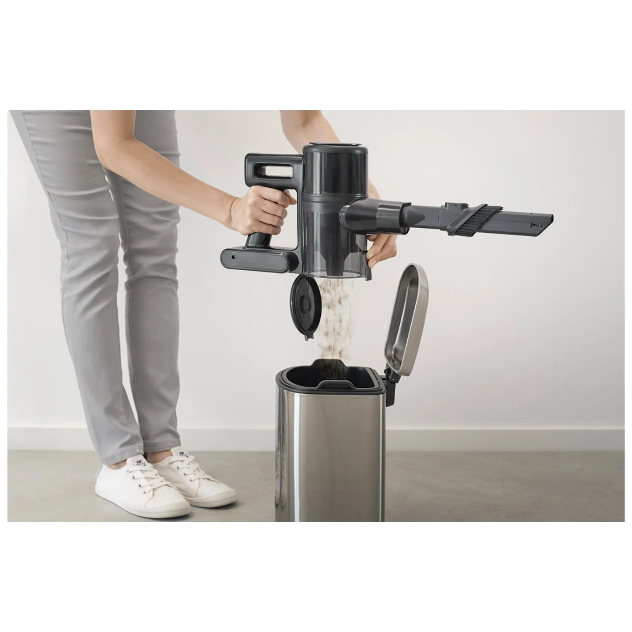 Fotografie 12 - Vysavač Sencor SVC 7221BK 41022953