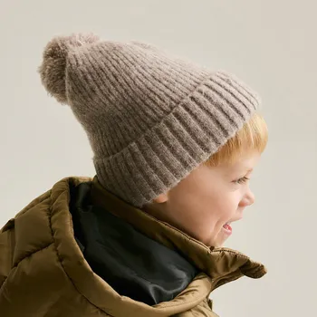 Čepice Reserved - Čepice s příměsí vlny - béžová - 454HW-08X - 454HW-08X-1Y3