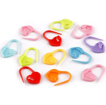 Nástroj na niť a příze Spínací špendlík na pletení srdce 14x24 mm, velké, mix