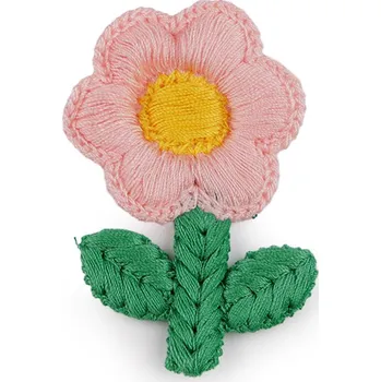 Vyšívaný květ 3,8x6 cm, střední, 2 pudrová