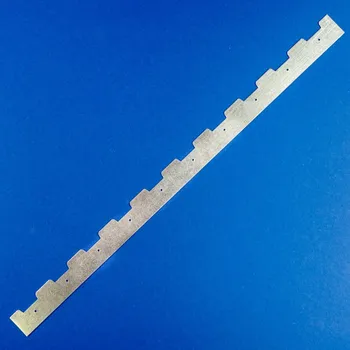 Hřeben kovový 432 mm, 10 rámků, ouško 19 mm