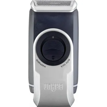 Holicí strojek Braun M90