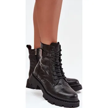 Dámské kozačky Kožené dámské kotníkové boty s efektem mačkání a sponou Artiker 57C1008 Barva: Černá, Velikost: 40