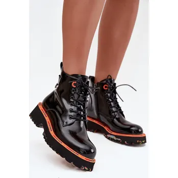 Dámské kozačky Dámské kotníkové boty z lakované přírodní kůže s izolací Artiker 57C0061 Barva: Černá, Velikost: 39