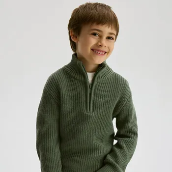 Chlapecká mikina Reserved - Strukturovaný rolák - tmavě zelená - 837BE-79X - 837BE-79X-164