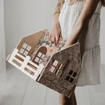 Krásný dřevěný domeček pro panenky -