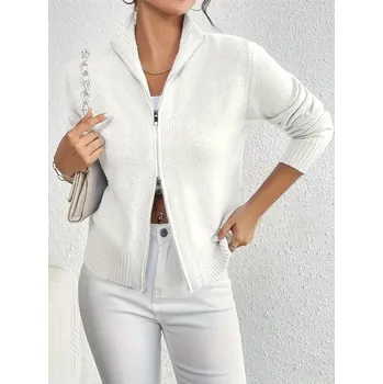 Dámský svetr Dámský jednobarevný svetr na zip se stojáčkem Barva: Bílá, Velikostní tabulka: S