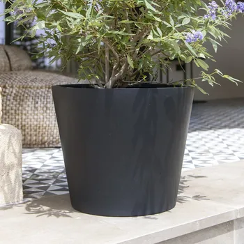 Květináč Květináč Bucket černý M, ⌀ 58 cm x v 50 cm, 9,5 kg, 95l