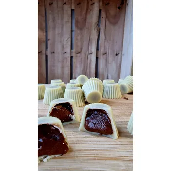 Cukrovinka Passion nutrition Passion ořechové pralinky bez cukru 30g Náplň: arašídové v bílé čokoládě