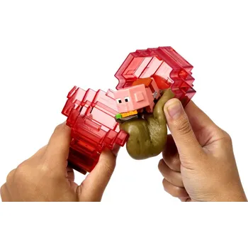 Figurka Mattel Minecraft MINI FIGURKA TĚŽBA ASST