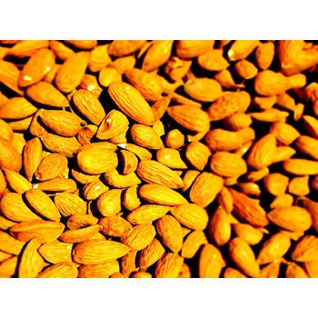 Olejářství Mandle natural celé 27/30 Hmotnost: 200 g velikost 27/30