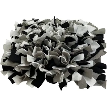 Hračka pro psa Čmuchacíkoberečky.cz® Čmuchací kobereček extra hustý ČERNO-BÍLO-ŠEDÝ 179/30X