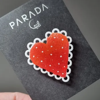 Brož Lucie Horáková Brož smaltovaná - srdíčko krajkové