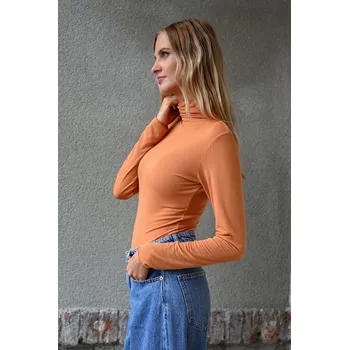 Dámský svetr TENKÝ ORANŽOVÝ ROLÁK S DLOUHÝM RUKÁVEM PECA del SOL