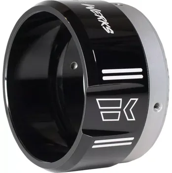 Výfuk pro motocykl Zakončení koncovky výfuku KHROME WERKS pro výfuky s vnějším průměrem 11,5 cm (4,5") KOUŘOVÝ SATIN CHROME KLASSIC TIP pozice umístění pravá strana