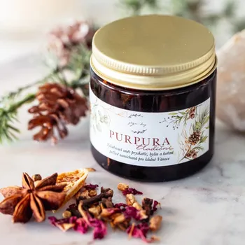 Vánoční dekorace Yoga Day Tradiční vánoční purpura s Palo Santo
