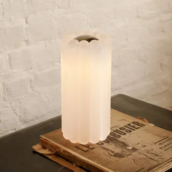 Lampička Tom Dixon LED stolní lampa Press, matné sklo, výška 24 cm bílá matná 1 x 6 W LED - Doprava zdarma