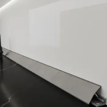 Kuchyňská pracovní deska Egger Těsnící lišta Beton Chicago Světle šedá / F186 4000 mm